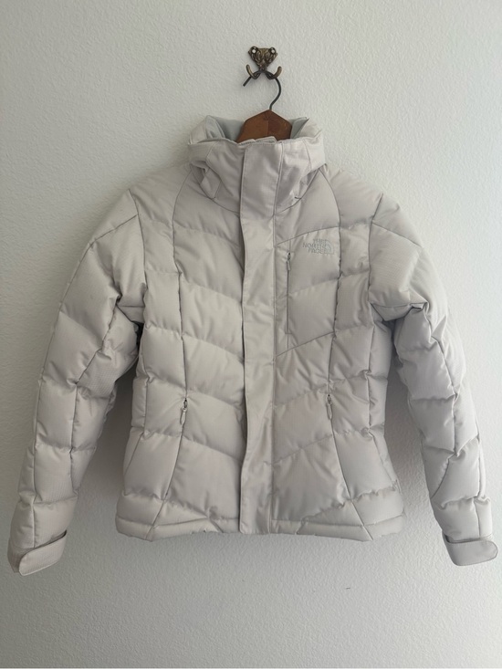 The North Face Jackets & Blazers - The North Face Women's Amry Down Puffer XS White